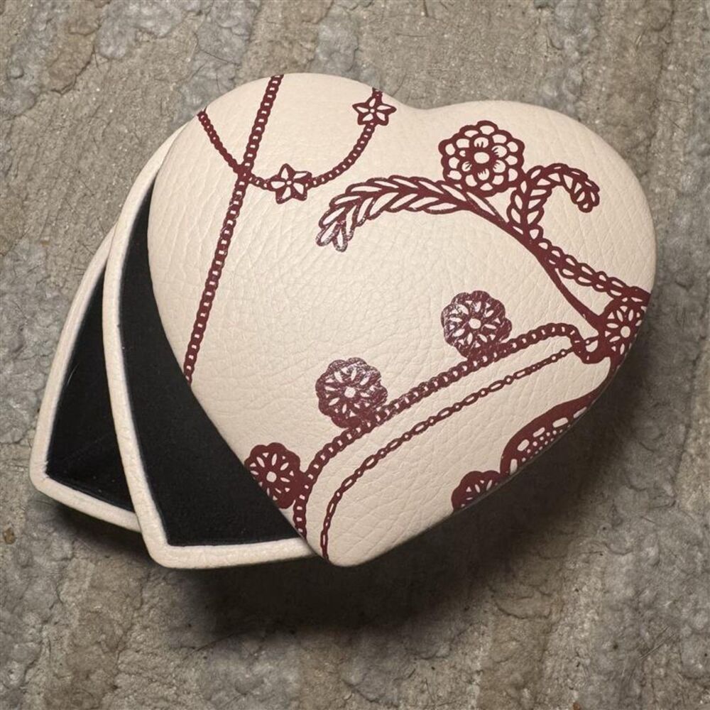 Vintage Pandora Unforgettable Moments Heart Leather Jewelry Box